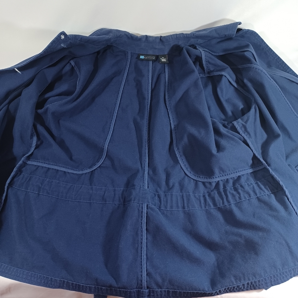 Blue Jacket - Picture 5 of 7